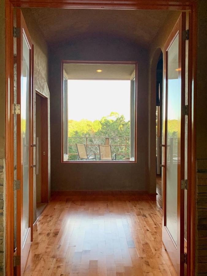 Scenic Hill Country Retreat - Rhino Ranch Villa New Braunfels Dış mekan fotoğraf