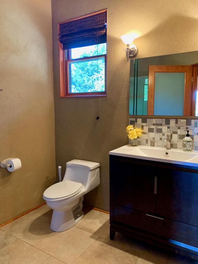 Scenic Hill Country Retreat - Rhino Ranch Villa New Braunfels Dış mekan fotoğraf