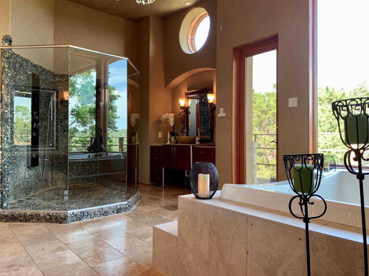 Scenic Hill Country Retreat - Rhino Ranch Villa New Braunfels Dış mekan fotoğraf