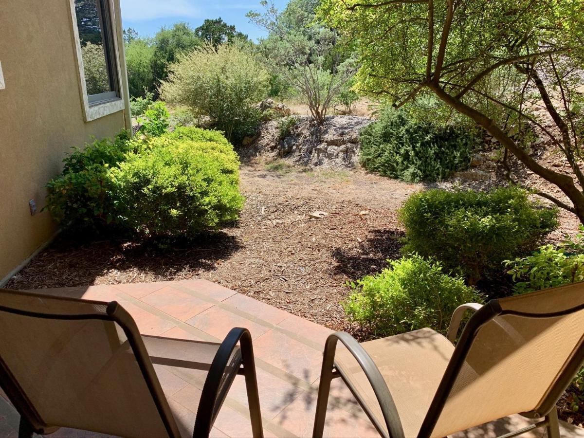 Scenic Hill Country Retreat - Rhino Ranch Villa New Braunfels Dış mekan fotoğraf