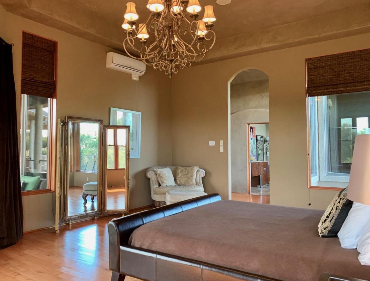 Scenic Hill Country Retreat - Rhino Ranch Villa New Braunfels Dış mekan fotoğraf