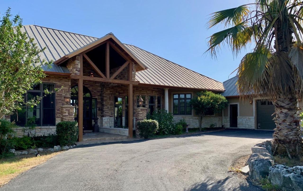 Scenic Hill Country Retreat - Rhino Ranch Villa New Braunfels Dış mekan fotoğraf